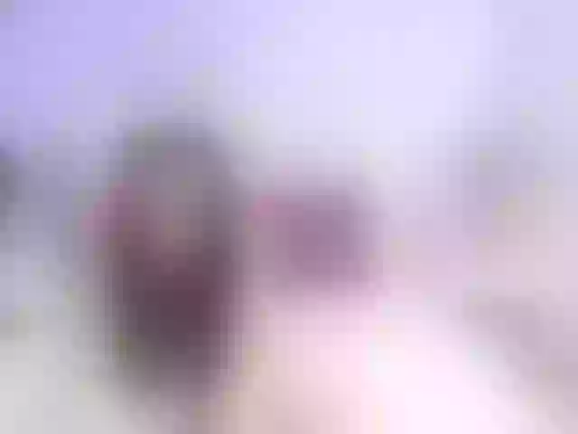 Live sex webcam photo for KessyJoo #277255408