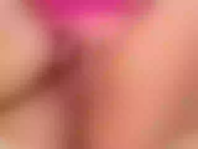 Live sex webcam photo for KessyJoo #290731786