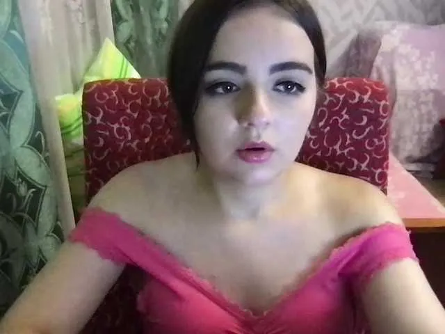 Live sex webcam photo for KetrinW #275979336