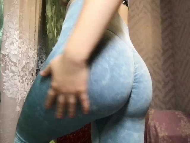 Live sex webcam photo for KetrinW #276200462