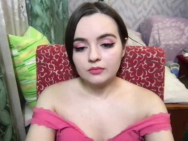 Live sex webcam photo for KetrinW #276662643