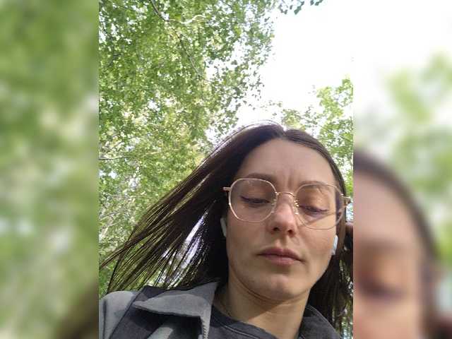 Live sex webcam photo for Kettihoff #278038210