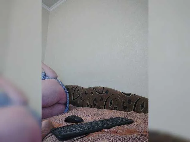 Live sex webcam photo for Kettttiiiii #276874427