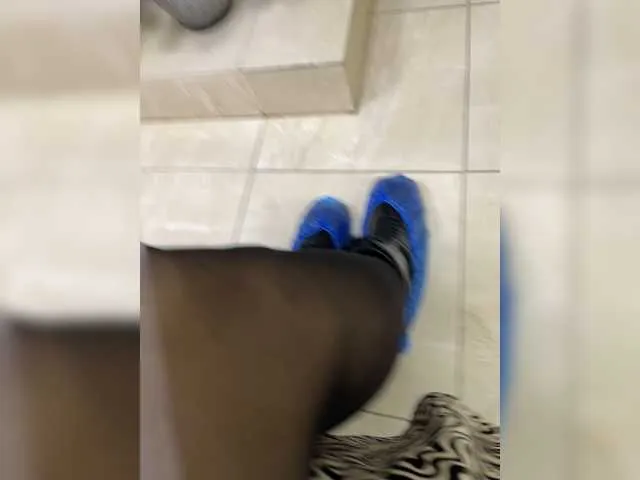 Live sex webcam photo for KettyPretty25 #271882809