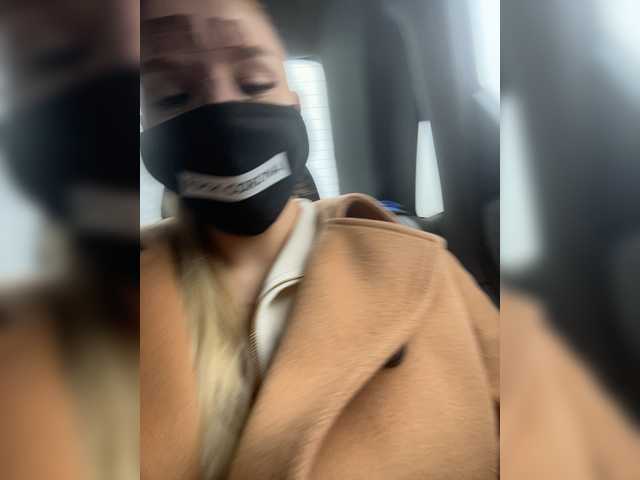 Live sex webcam photo for KettyPretty25 #272448926