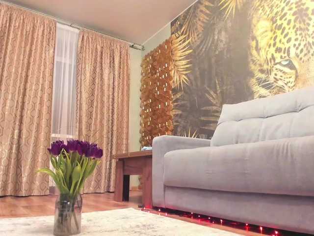 Live sex webcam photo for KettyPretty25 #272691057