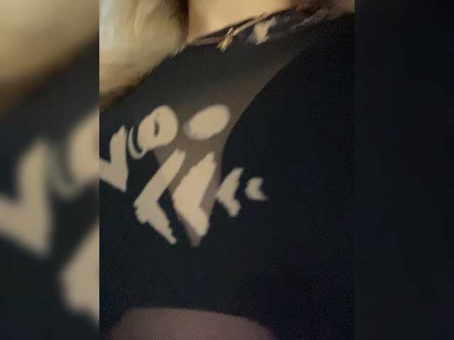 Live sex webcam photo for KettyPretty25 #272897308