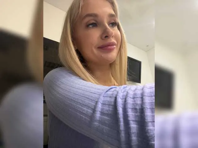 Live sex webcam photo for KettyPretty25 #273199522