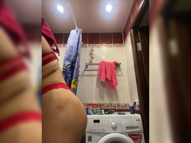 Live sex webcam photo for KettyPretty25 #277016183