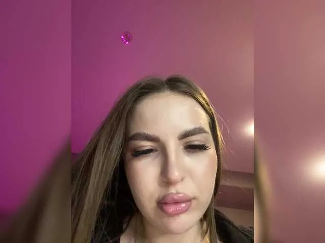 Live sex webcam photo for KettyPretty25 #290656161