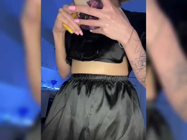 Live sex webcam photo for KettyPretty25 #290746101