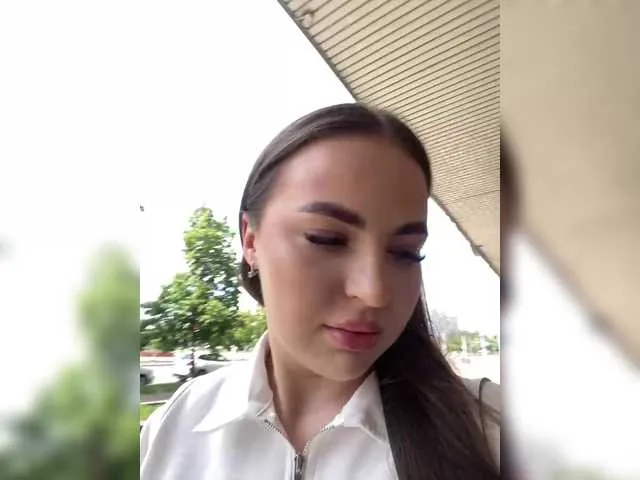 Live sex webcam photo for KettyPretty25 #291213569