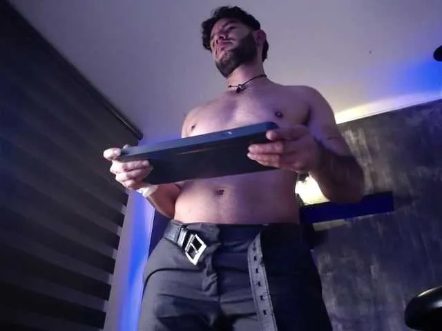 Live sex webcam photo for Kevin-Collins-S #291435423