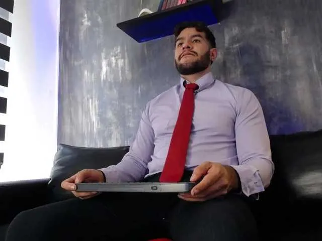 Live sex webcam photo for Kevin-Collins-S #291536492