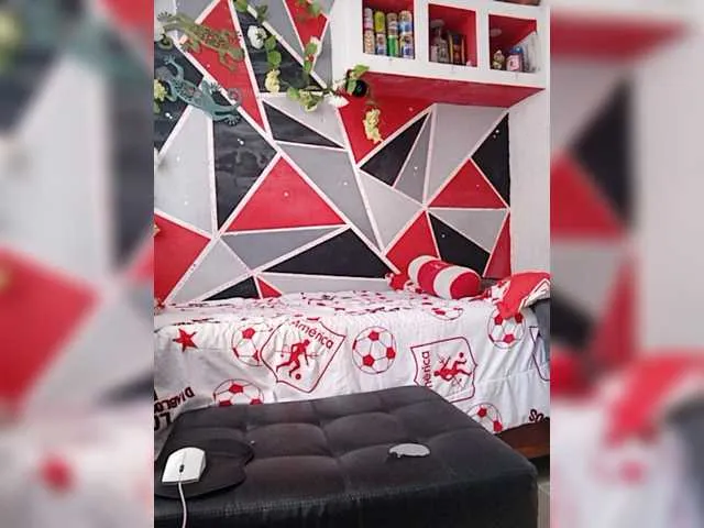 Live sex webcam photo for Kevinsex-1 #273889766