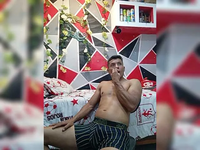 Live sex webcam photo for Kevinsex-1 #273953154