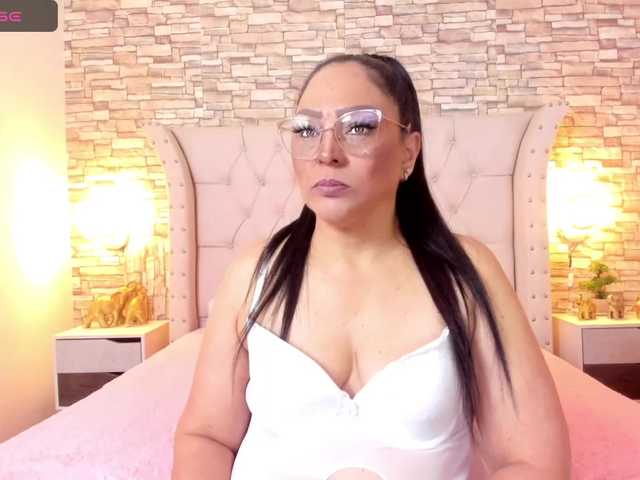 Live sex webcam photo for Keyla-Ruiz #276276892