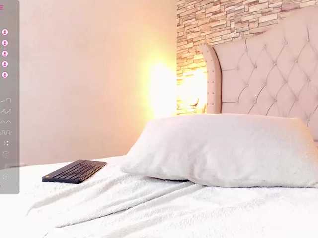 Live sex webcam photo for Keyla-Ruiz #276746518