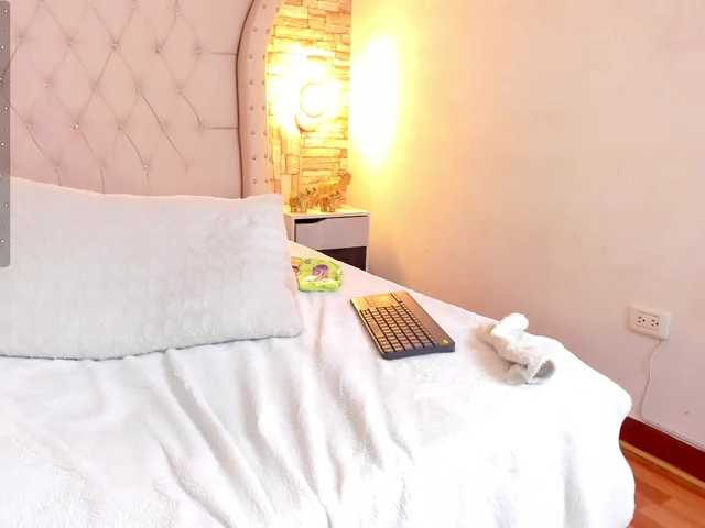 Live sex webcam photo for Keyla-Ruiz #276826084