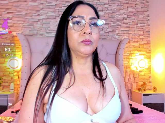 Live sex webcam photo for Keyla-Ruiz #291053035