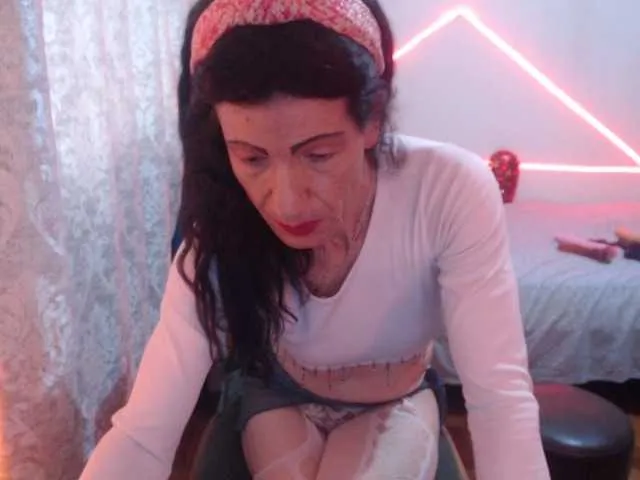 Live sex webcam photo for Keyla-rosse #291166870