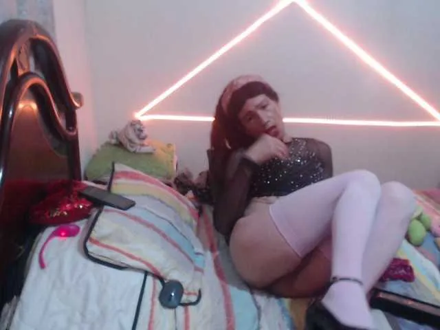 Live sex webcam photo for Keyla-rosse #291357881