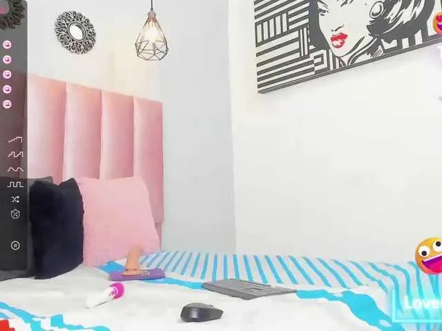 Live sex webcam photo for KeylaRios #276272183