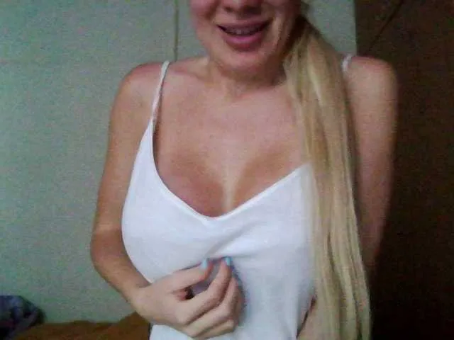 Live sex webcam photo for Keylaone #290273039