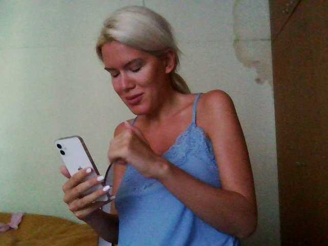 Live sex webcam photo for Keylaone #291830669