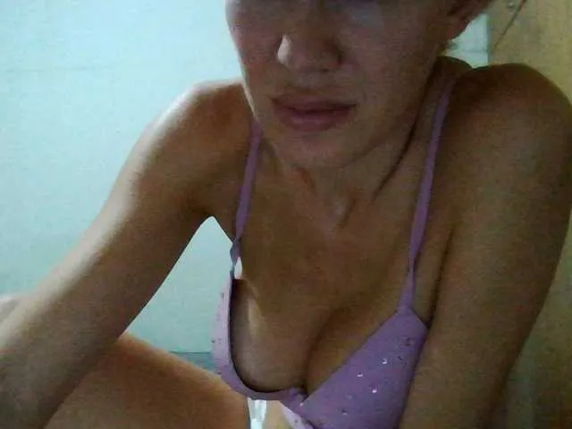 Live sex webcam photo for Keylaone #294223756