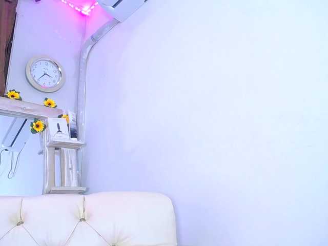 Live sex webcam photo for Keysla-sam #290596376