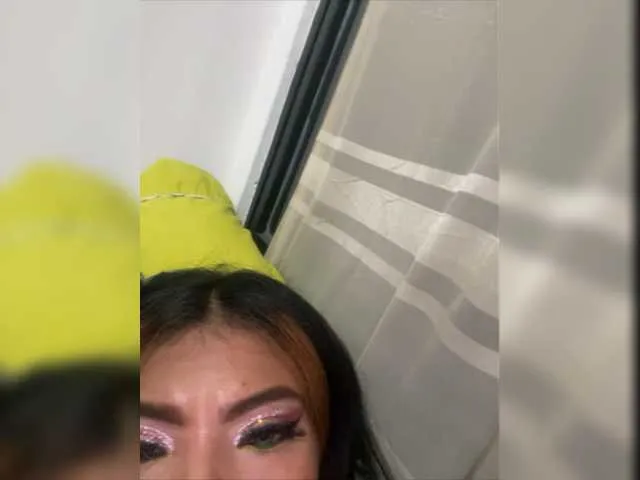 Live sex webcam photo for KharolSaiz #276438461