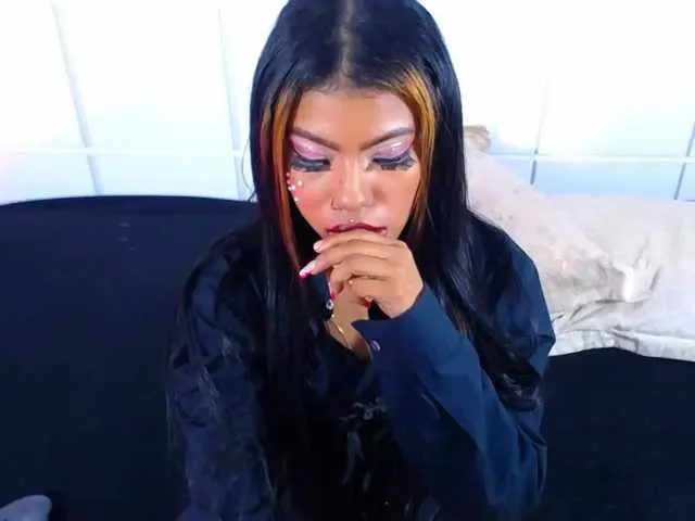 Live sex webcam photo for KharolSaiz #276587371