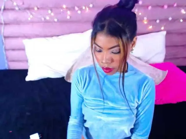 Live sex webcam photo for KharolSaiz #276836518