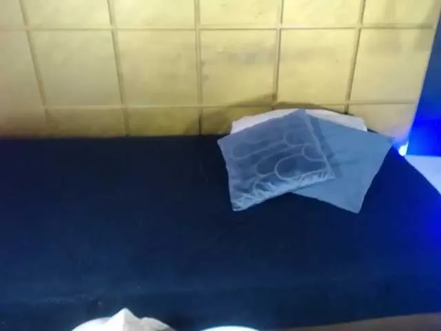 Live sex webcam photo for KharolSaiz #276984928