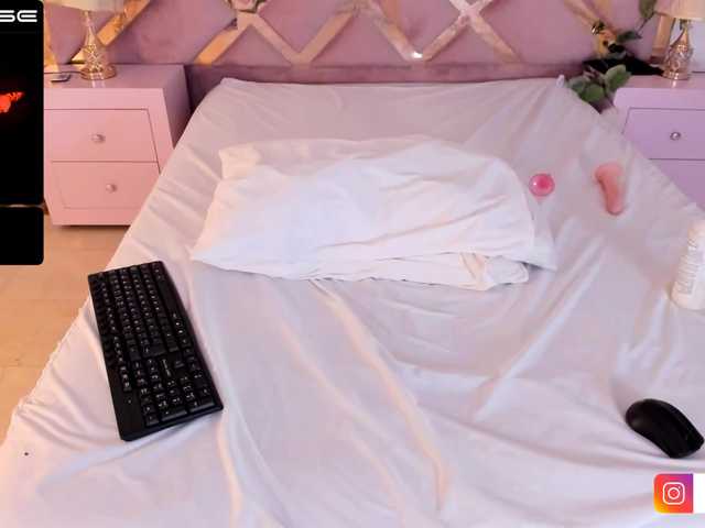 Live sex webcam photo for Khloe-campbell #275520887