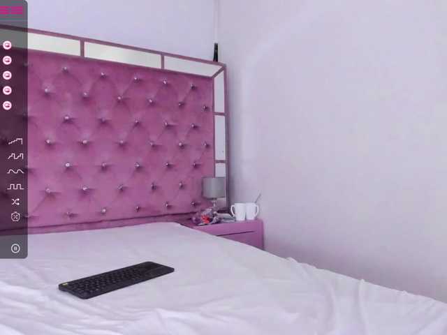 Live sex webcam photo for Khloe-campbell #275751277