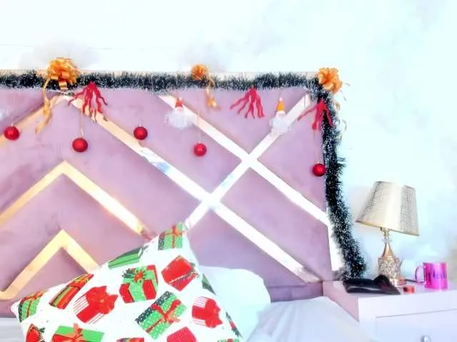 Live sex webcam photo for Khloe-campbell #276842080