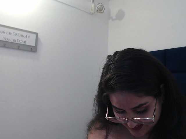 Live sex webcam photo for KhloeFoster #277498619