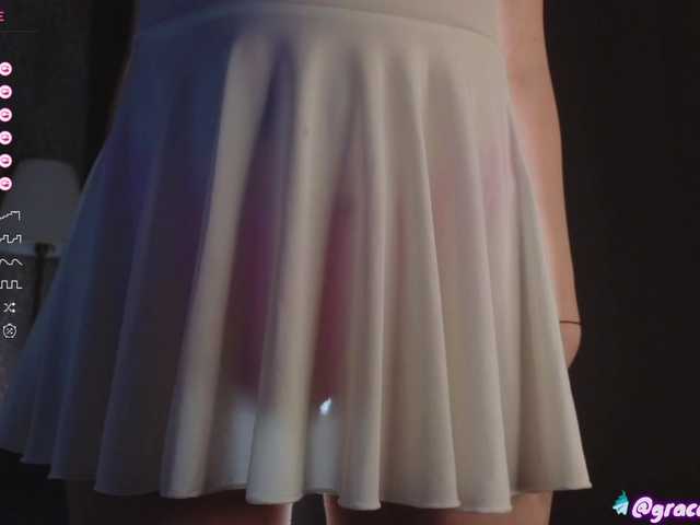 Live sex webcam photo for KiKiGrei #290004131