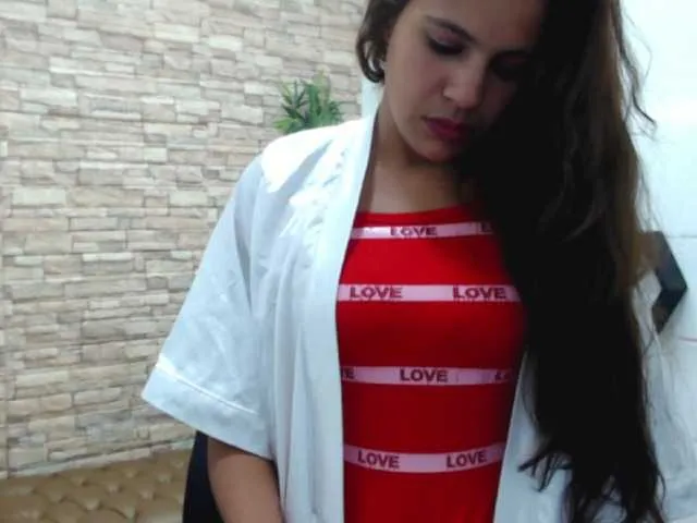 Live sex webcam photo for KiaMax #272769724