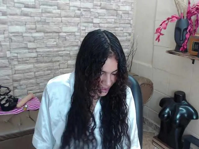 Live sex webcam photo for KiaMax #276087256