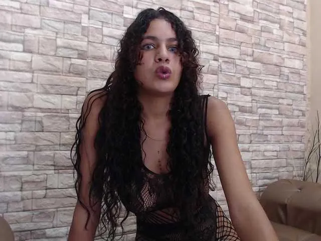 Live sex webcam photo for KiaMax #276095928