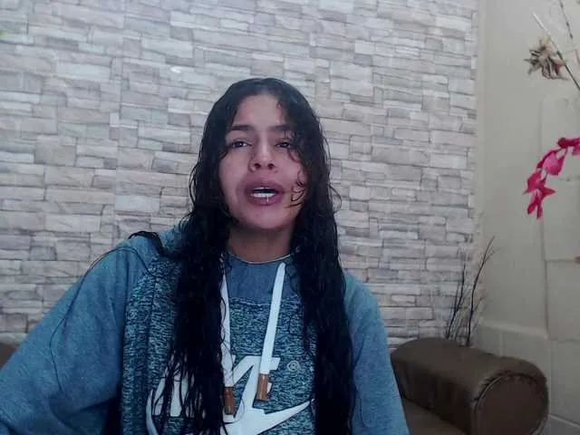 Live sex webcam photo for KiaMax #276106615