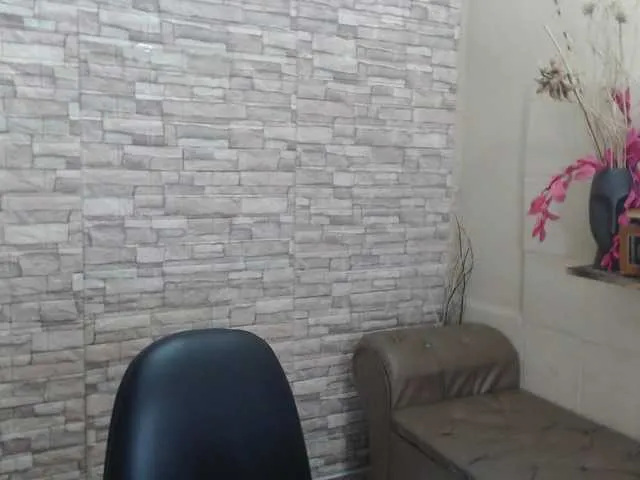 Live sex webcam photo for KiaMax #276160299