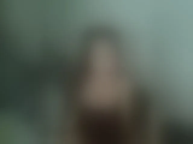 Live sex webcam photo for Kiana11 #292565848