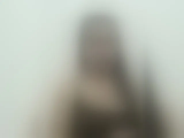Live sex webcam photo for Kiana11 #293248774