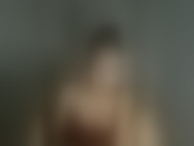 Live sex webcam photo for Kiana11 #293591708