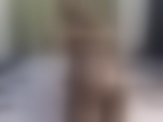 Live sex webcam photo for Kiara-Mia #294148489