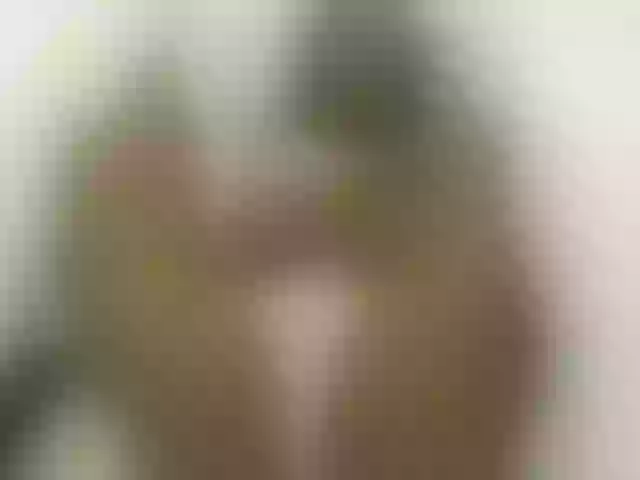 Live sex webcam photo for KiaraKaneel #274253574